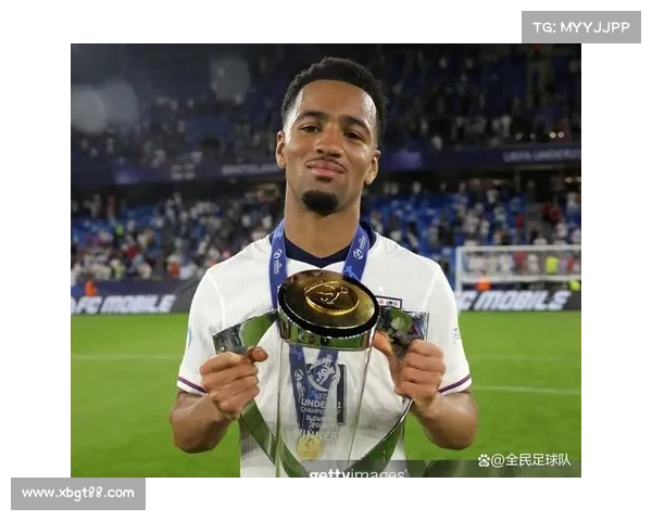 恩瓦内里在英格兰 U21 首秀中精准破门展现超强实力